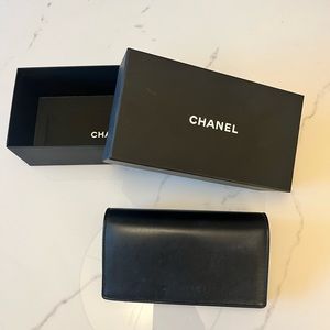 Chanel sunglasses box with matching sunglasses pouch